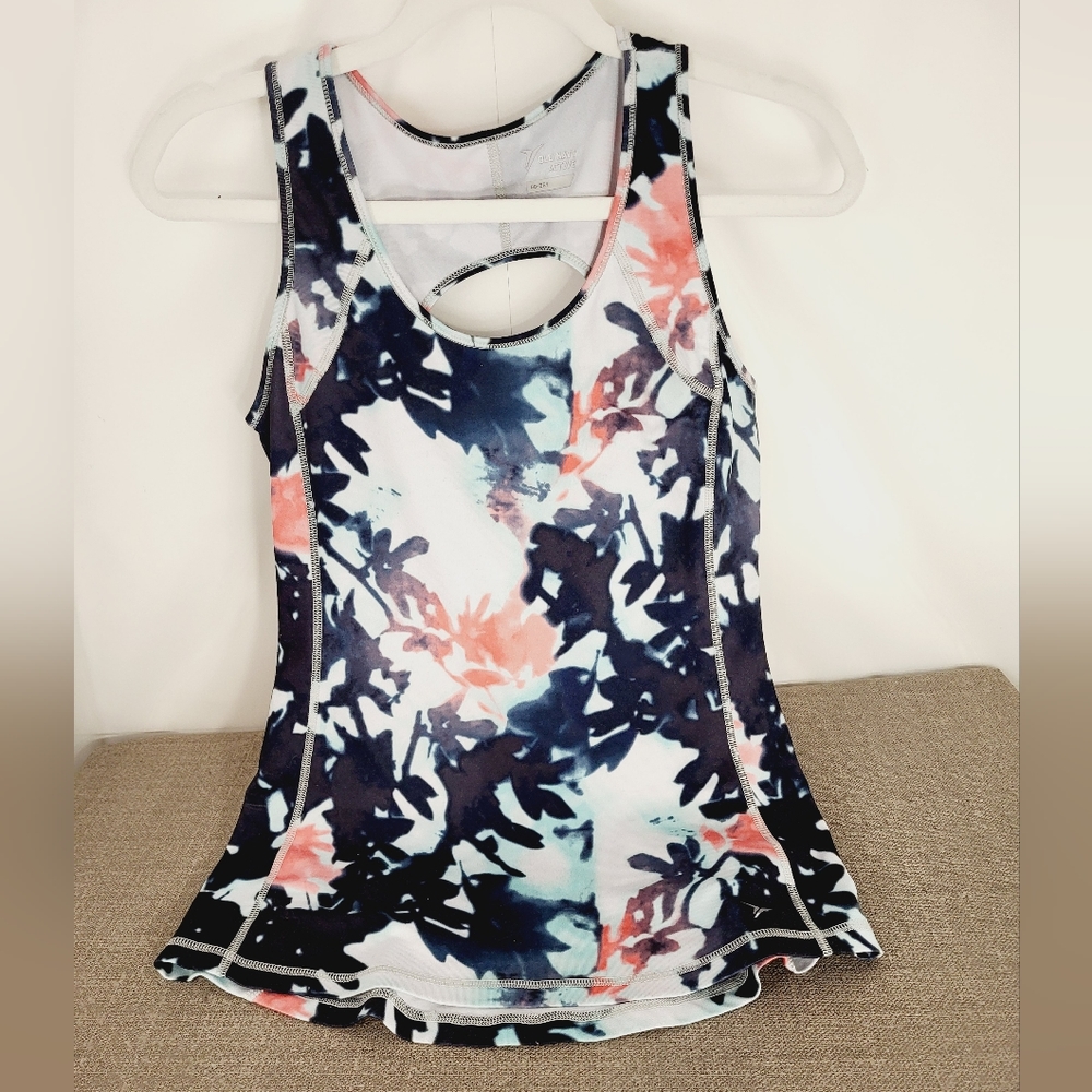 OLD NAVY Active Tank Top Small